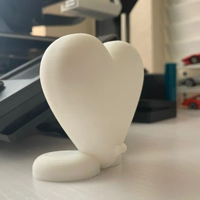 Mô hình trái tim có mông xinh