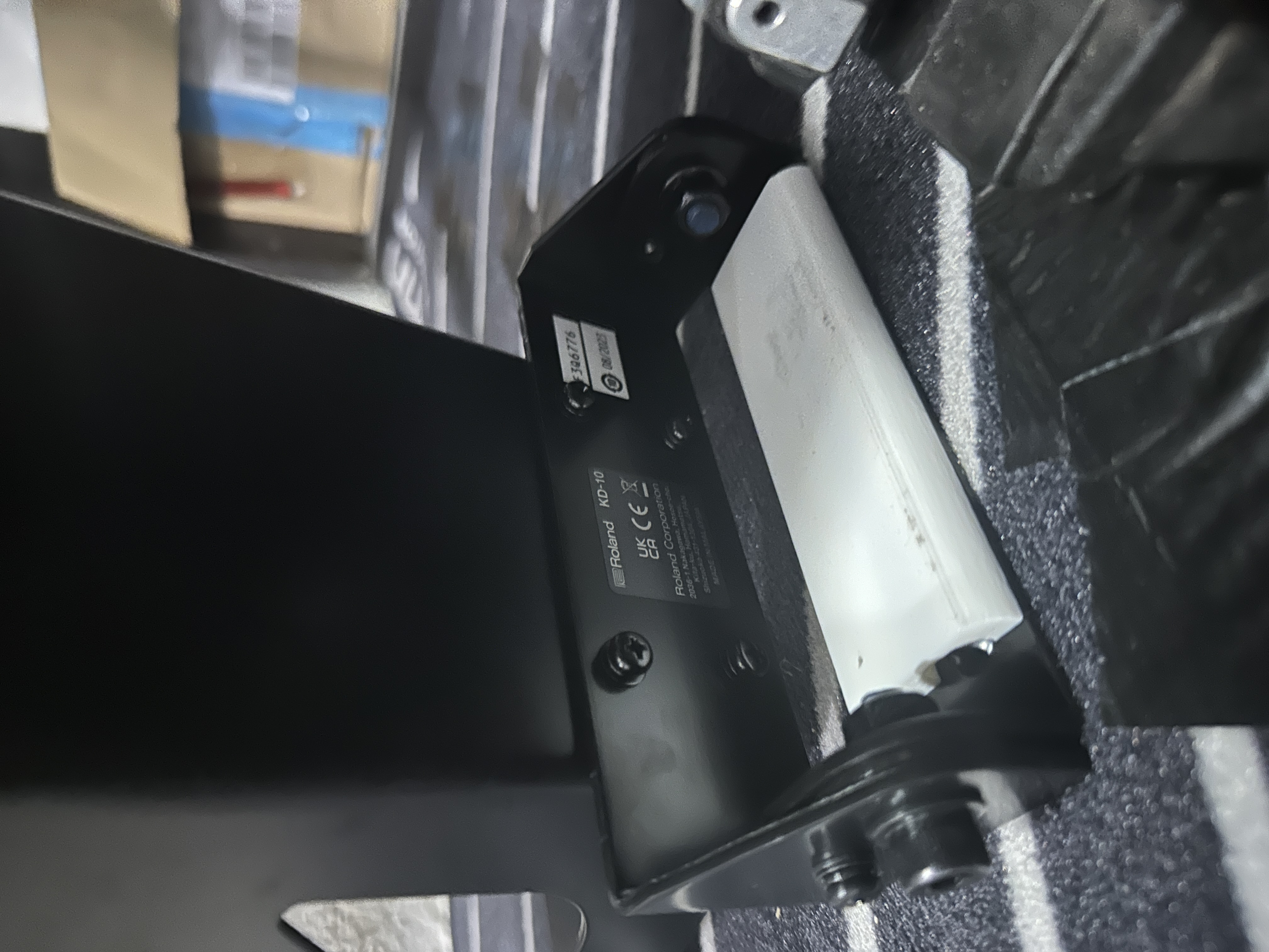 Phụ kiện trống kick Roland KD-10