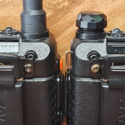 Chốt Pin (Latch) Thay Thế Cho Máy Bộ Đàm Baofeng UV-5R