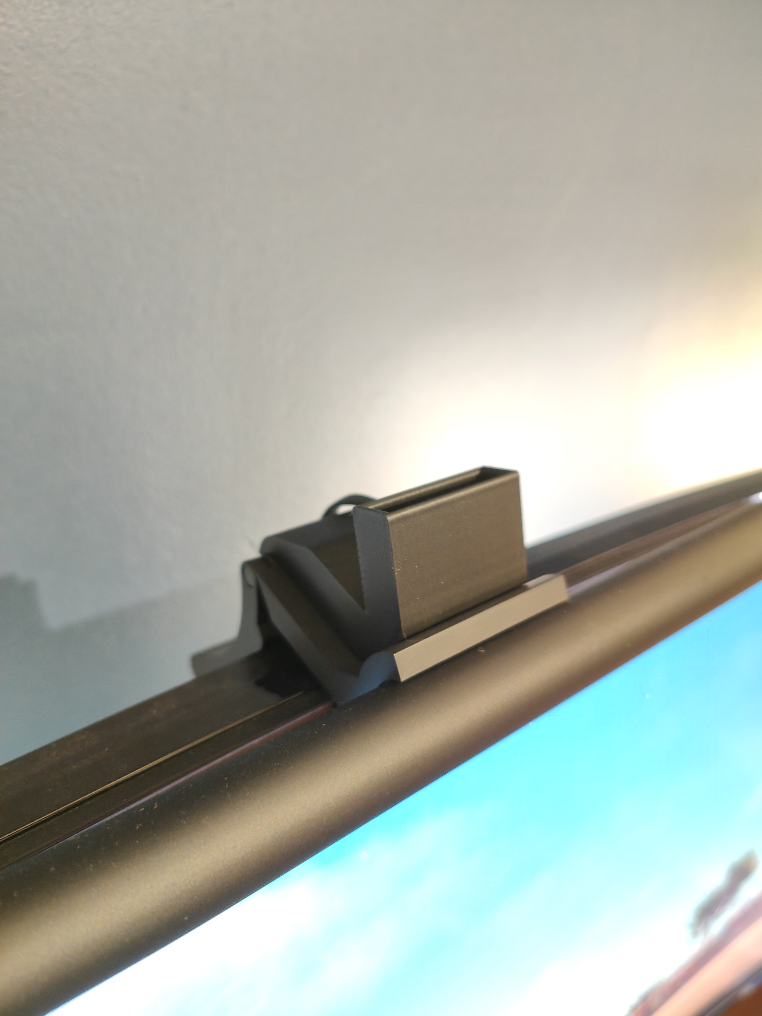 Giá đỡ Webcam Logitech Brio 100 cho Thanh đèn Xiaomi Mi