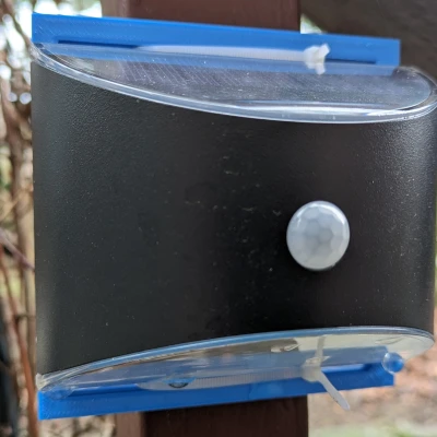 YF0199 Giá Gắn Đèn Năng Lượng Mặt Trời Dùng Dây Rút