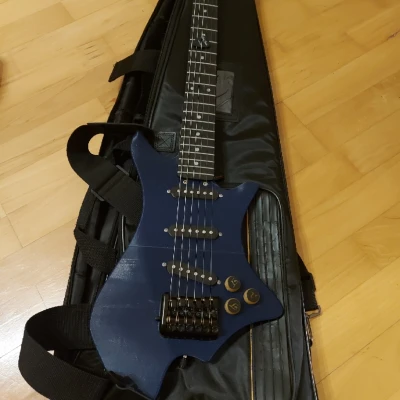 Mô hình Guitar Điện Du Lịch Không Đầu Sparrow V3