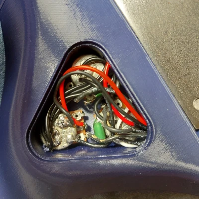 Mô hình Guitar Điện Du Lịch Không Đầu Sparrow V3