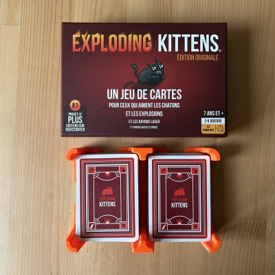 Khay Đựng Bài / Hộp Chia Bài Cho Exploding Kittens