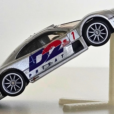 Đế trưng bày xe Hot Wheels Mercedes-Benz CLK GTR