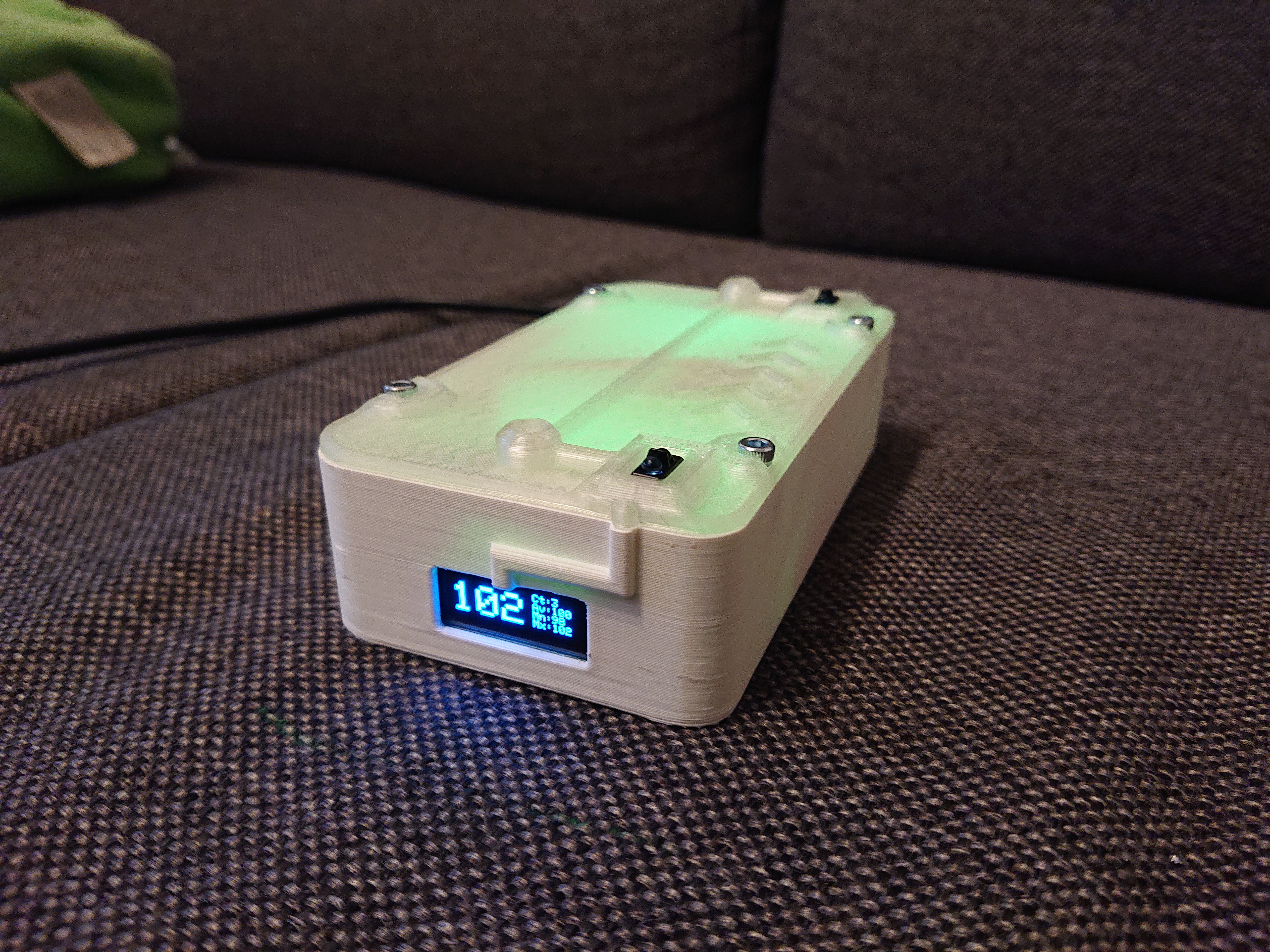 Tự làm máy đo tốc độ đạn (hộp nhỏ gọn và đơn giản hơn)