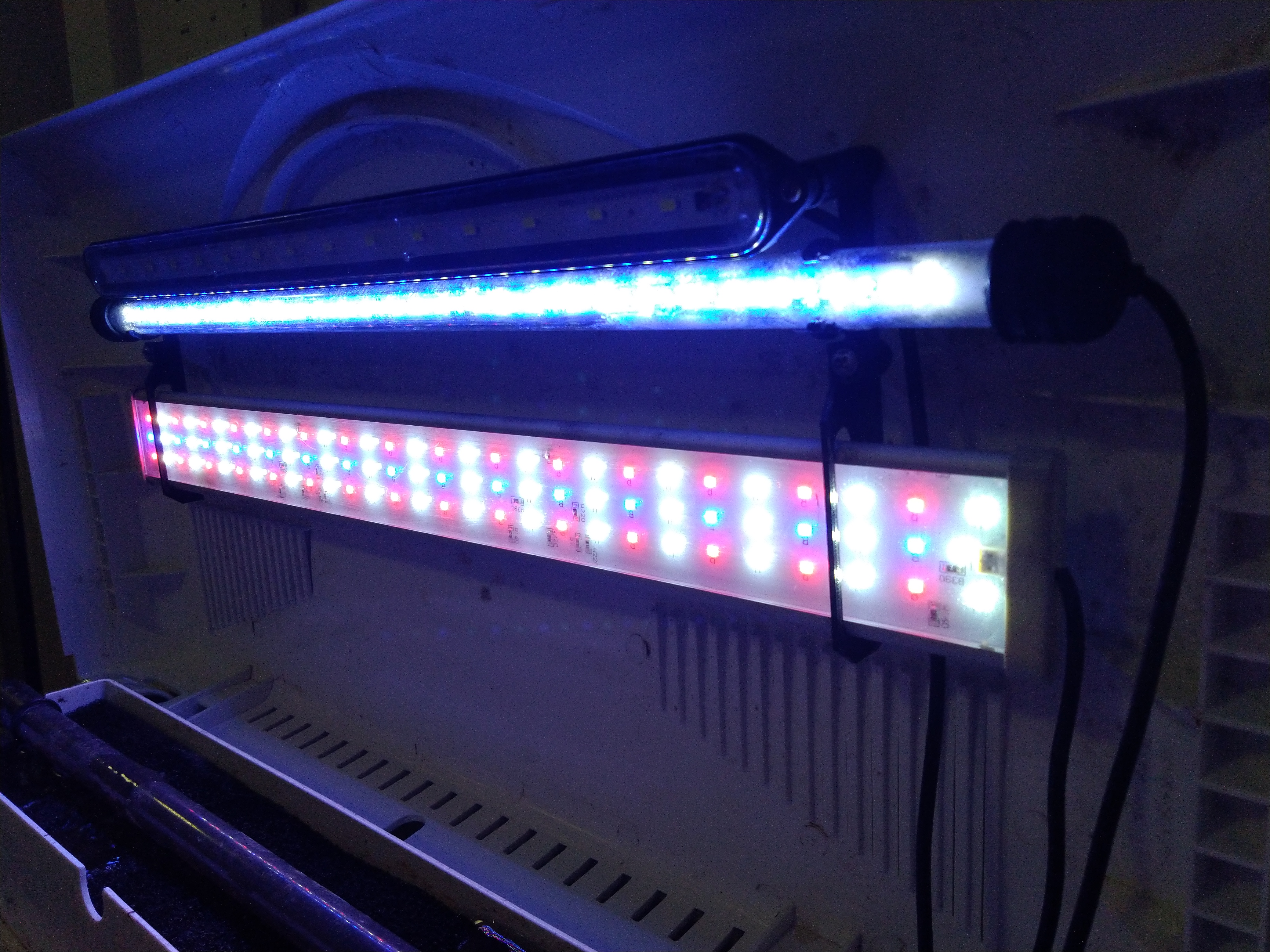 Giá đỡ đèn bổ sung cho bộ đèn INVITAL EasyTank PRO LED 58