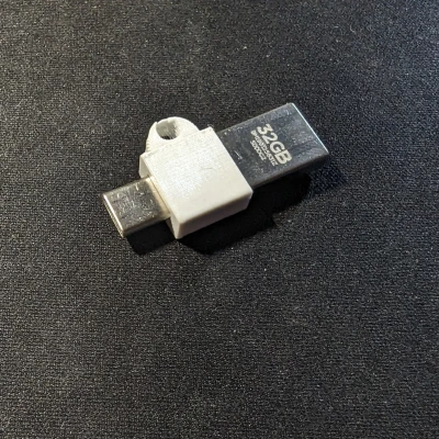 Hộp đựng USB Sandisk Ultra Dual Type-C