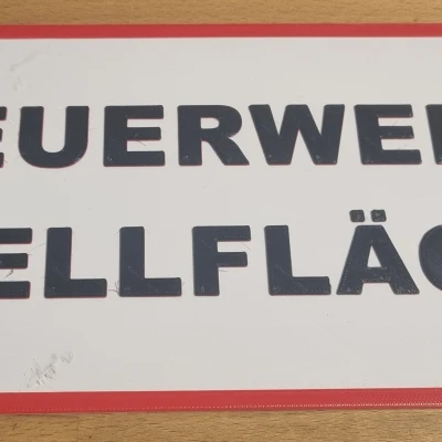 Tấm Biển Khu Vực Đỗ Xe Cứu Hỏa