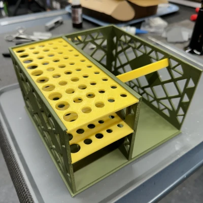 Hộp Đựng Đồ Nghề Painter’s Fortress V2