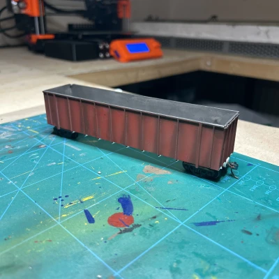 Toa xe chở dăm gỗ kiểu Canada Tỉ lệ H0