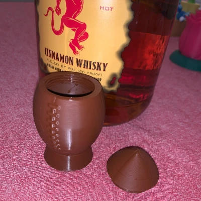 Ly Uống Rượu Hình Trái Banh (Football Shot Glass)