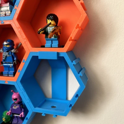 Giá đỡ treo tường Minifigure Hexagons