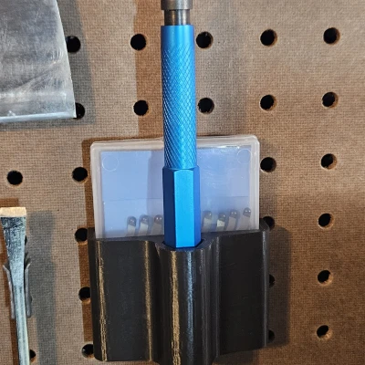 Giá đỡ dao rọc giấy & dụng cụ gọt cạnh cho bảng pegboard 1 inch