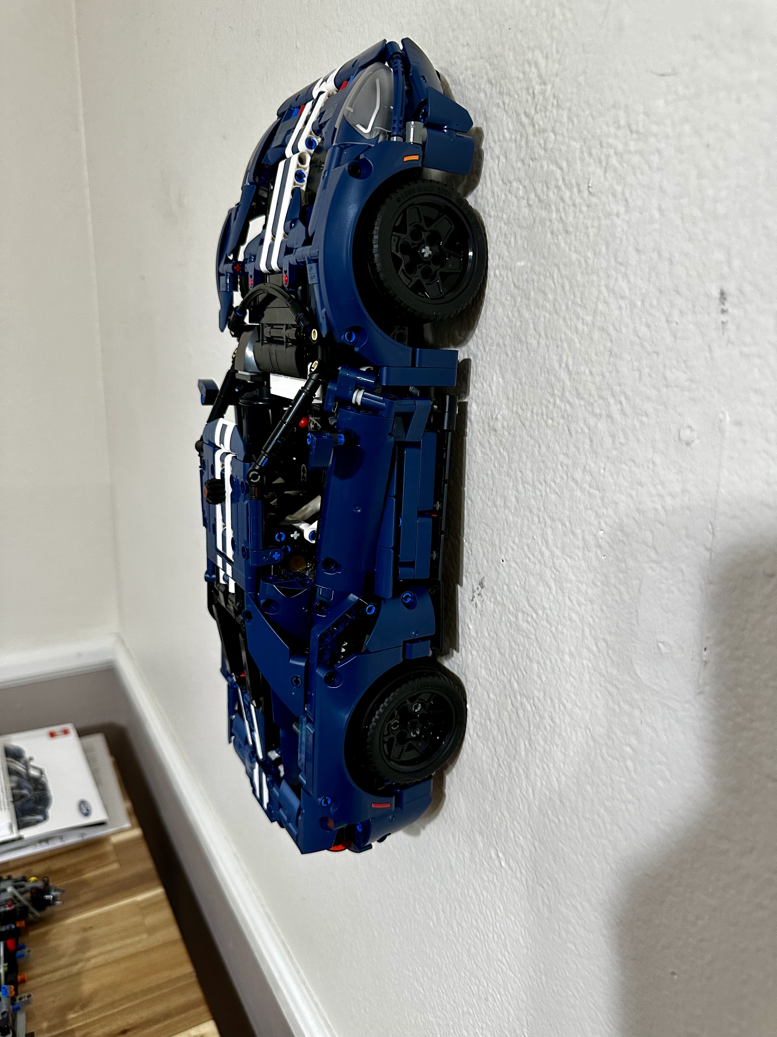 Giá treo tường Lego Technic Ford GT & Peugeot 9x8