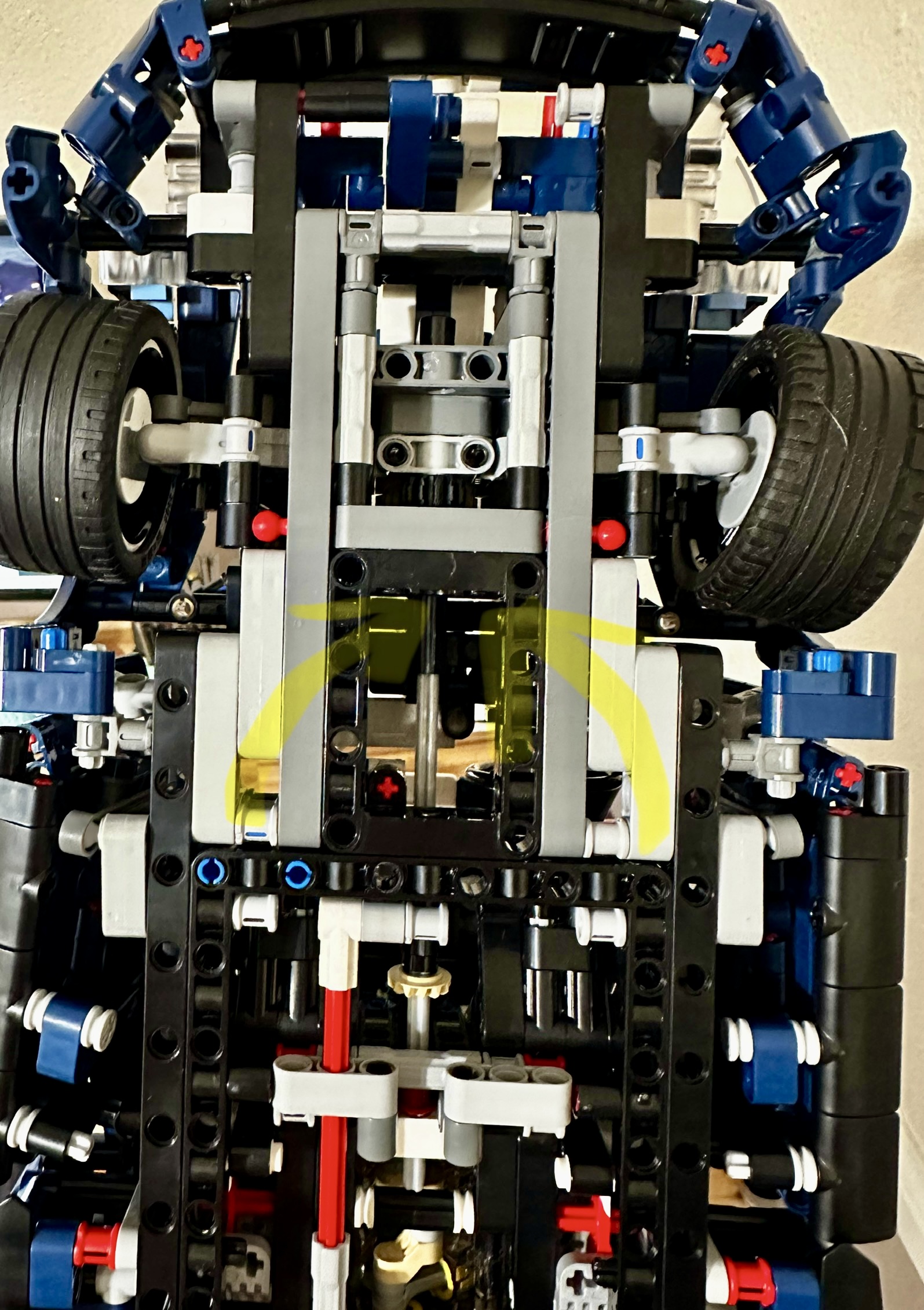 Giá treo tường Lego Technic Ford GT & Peugeot 9x8