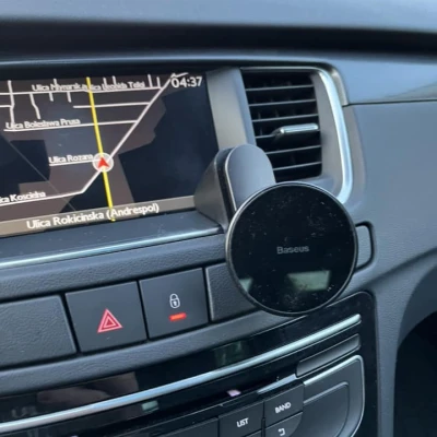 Giá đỡ đế sạc nam châm Baseus cho iPhone