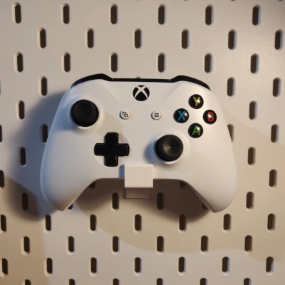 Giá đỡ Tay cầm Xbox One SKADIS