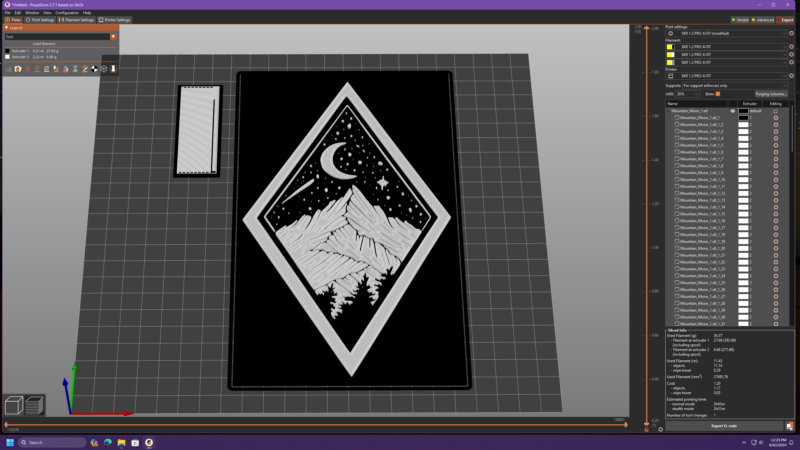 Núi với Bầu Trời Sao và Mặt Trăng