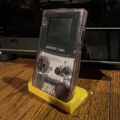 Chân đế Game Boy Color bản remix tăng độ ổn định