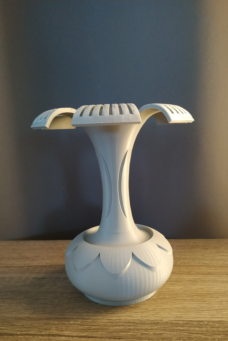 Chậu hoa xấu xí