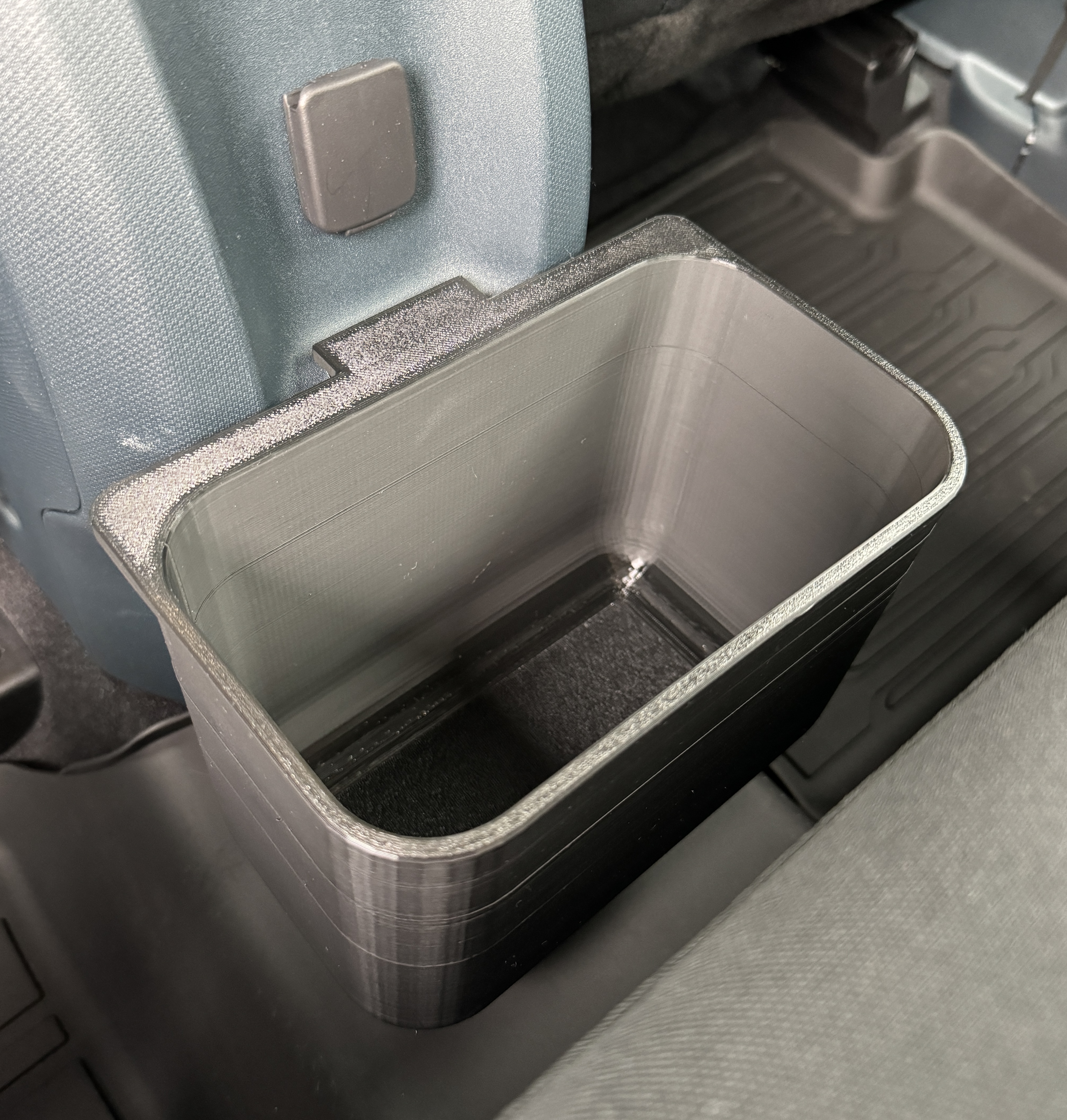 Thùng Rác Gắn Ford Maverick Dùng Khe FITS