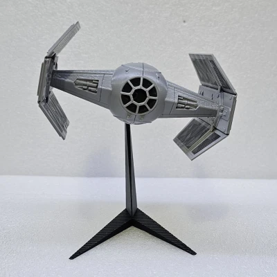 Mô hình TIE Fighter của Darth Vader (Remix)