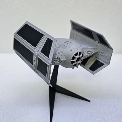 Mô hình TIE Fighter của Darth Vader (Remix)