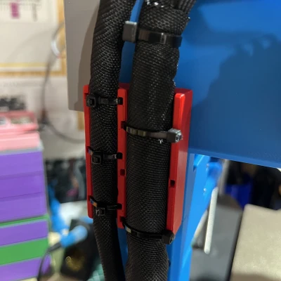 The 100 Cable Management - Giải pháp quản lý dây cáp gọn gàng cho máy in The 100