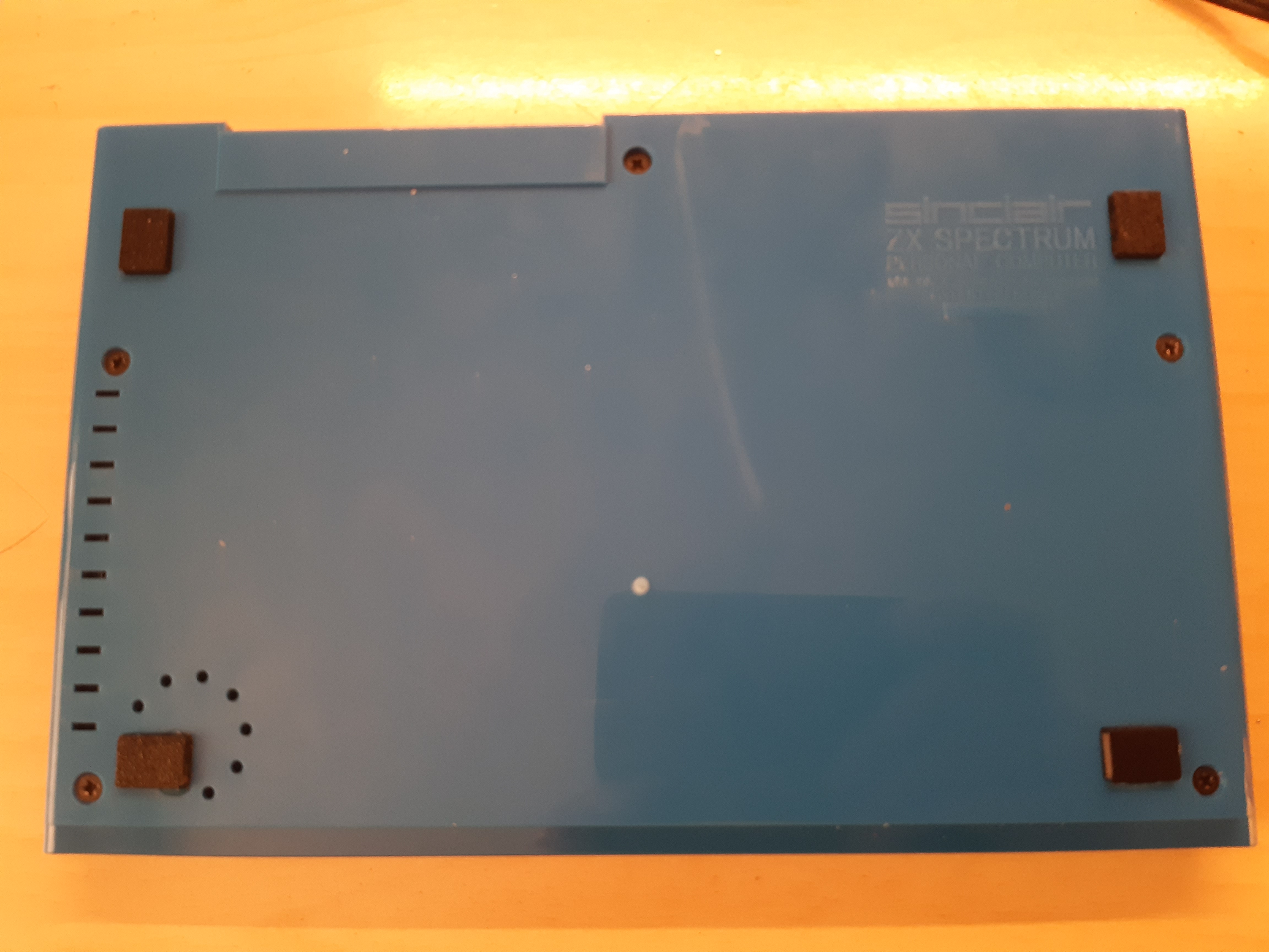 Chân đế vỏ máy Sinclair zx Spectrum