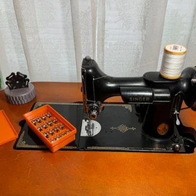 Khay Đựng Chỉ Cuộn Featherweight Siêu Nhẹ