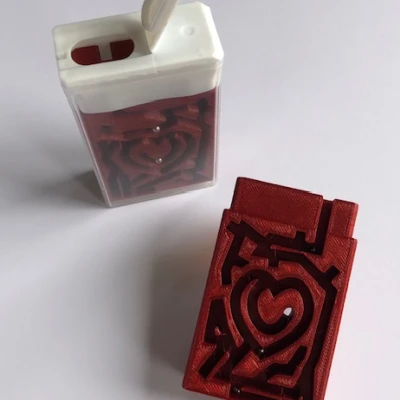 Hộp Tic Tac Mê Cung Trái Tim