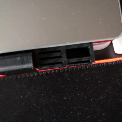 Kệ Đựng Thẻ Nhớ SD Cắm Khe Laptop