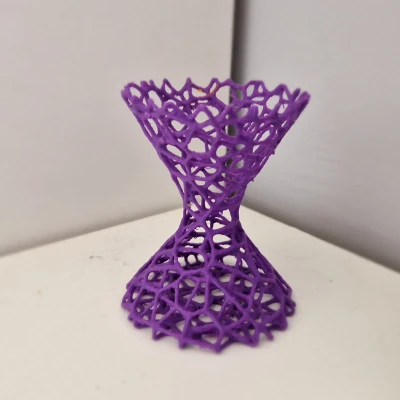 Cốc Đựng Trứng Kiểu Voronoi (Egg_cup_voronoi)
