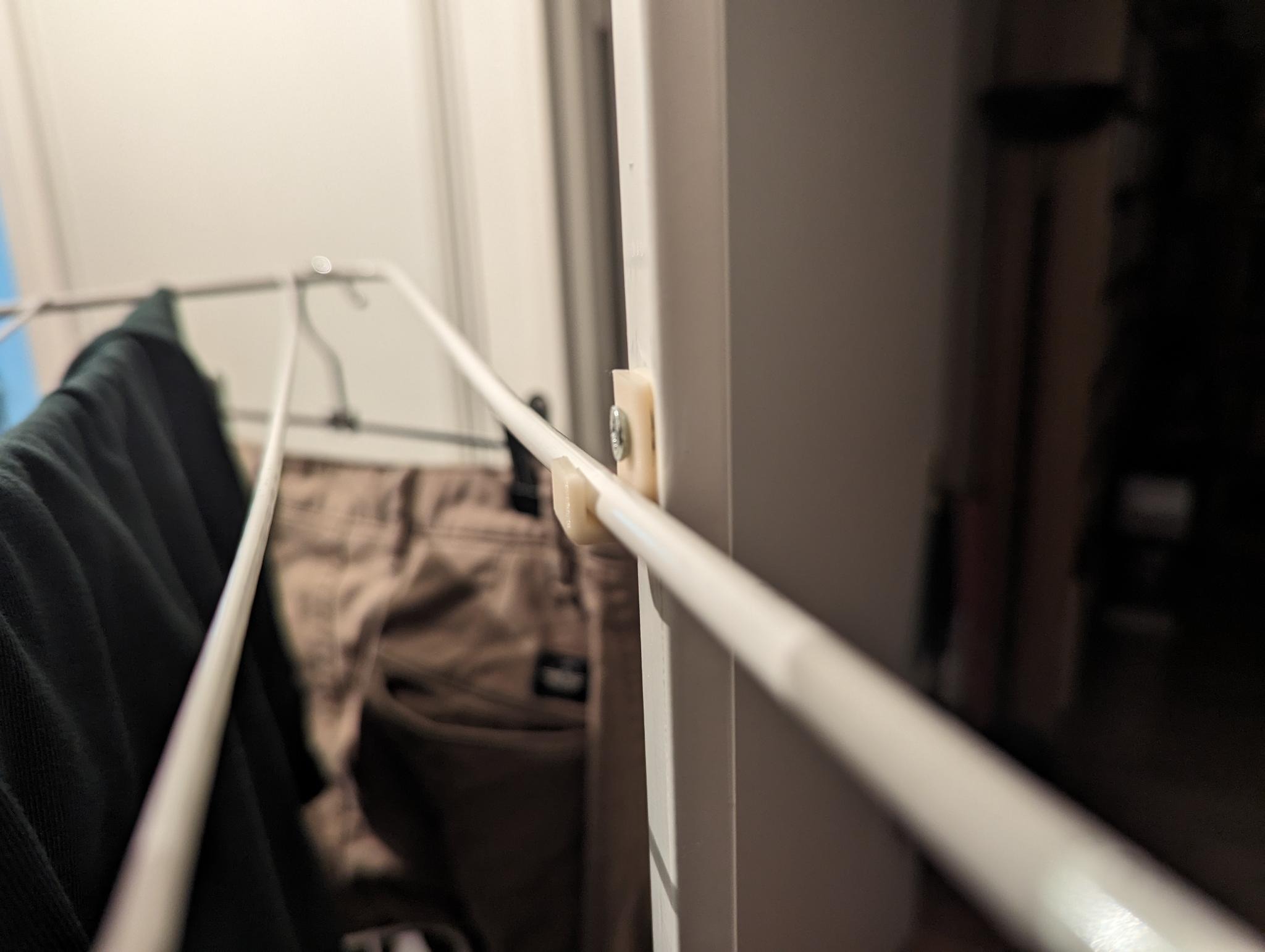 Giá Đỡ Cho Giá Phơi Đồ