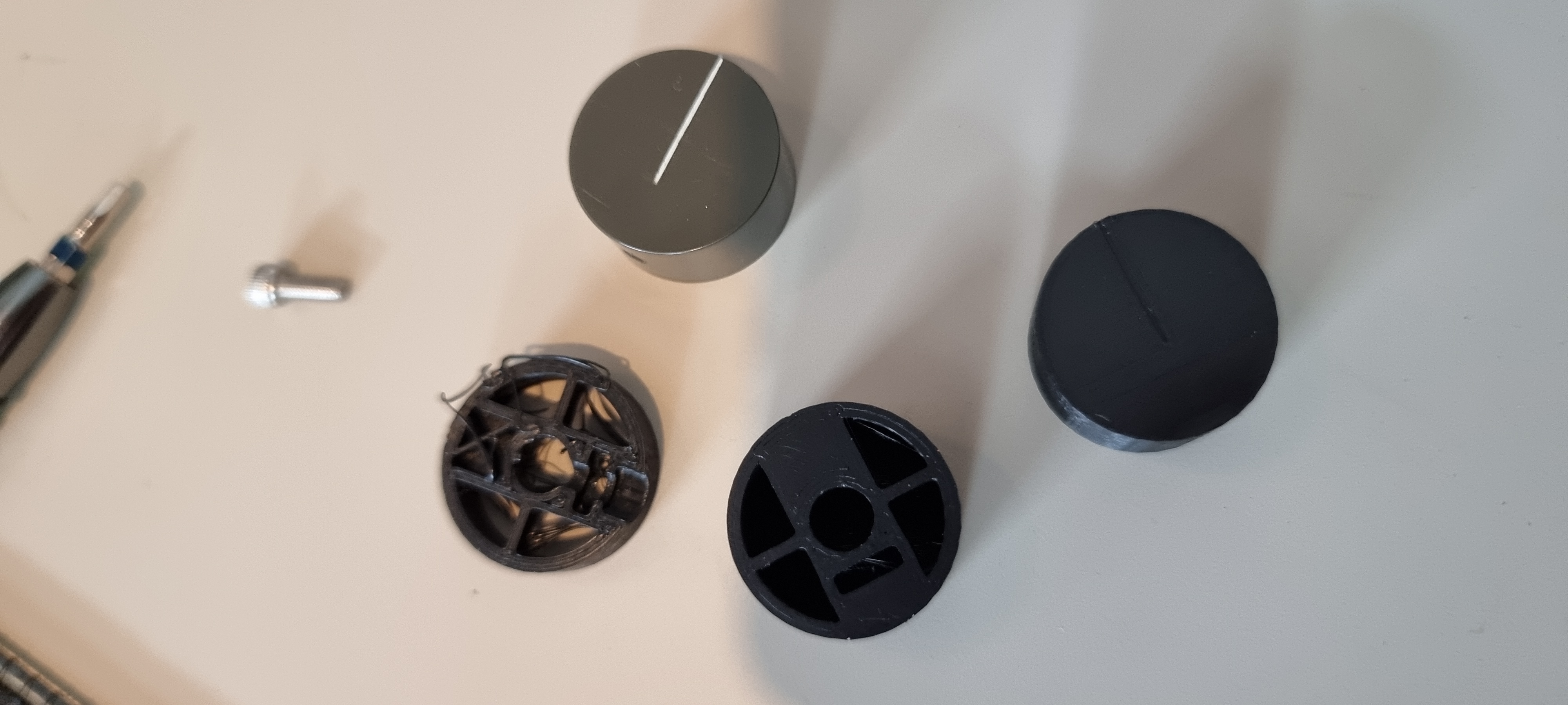 Naim Audio NAC32 BU Núm Vặn V7