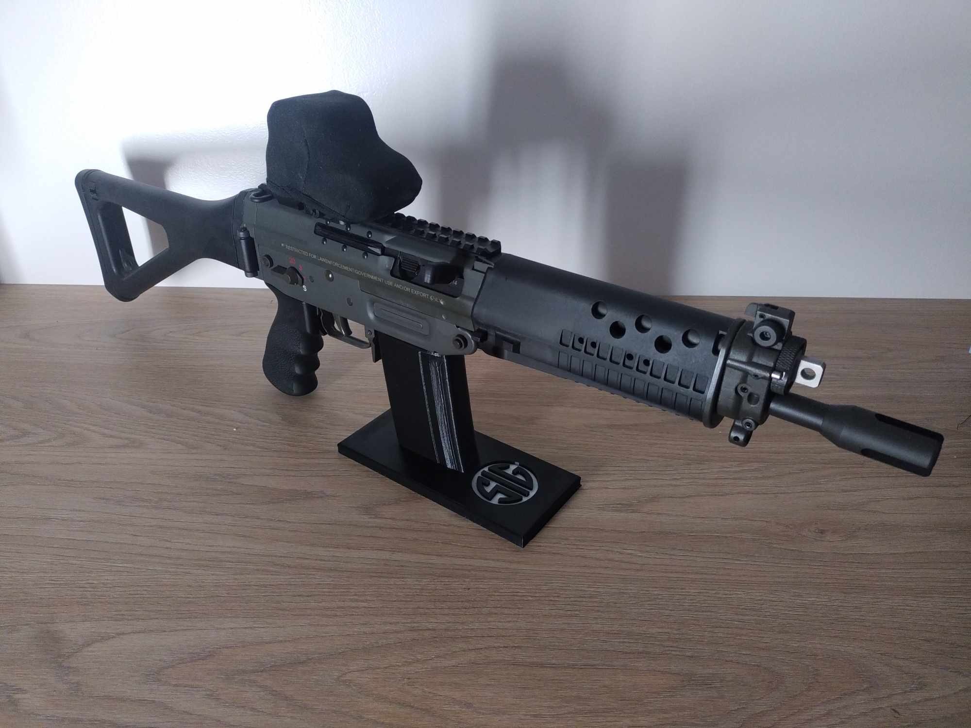 Chân đế cho vũ khí thật Sig 552 553 551 550 gbbr