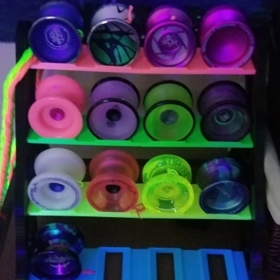 Kệ Trưng Bày Yoyo