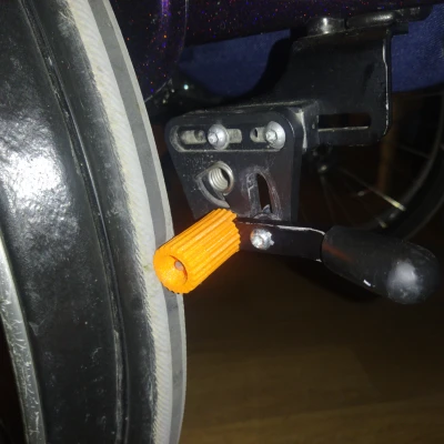 Phanh thay thế cho hệ thống phanh tiêu chuẩn xe lăn Quickie