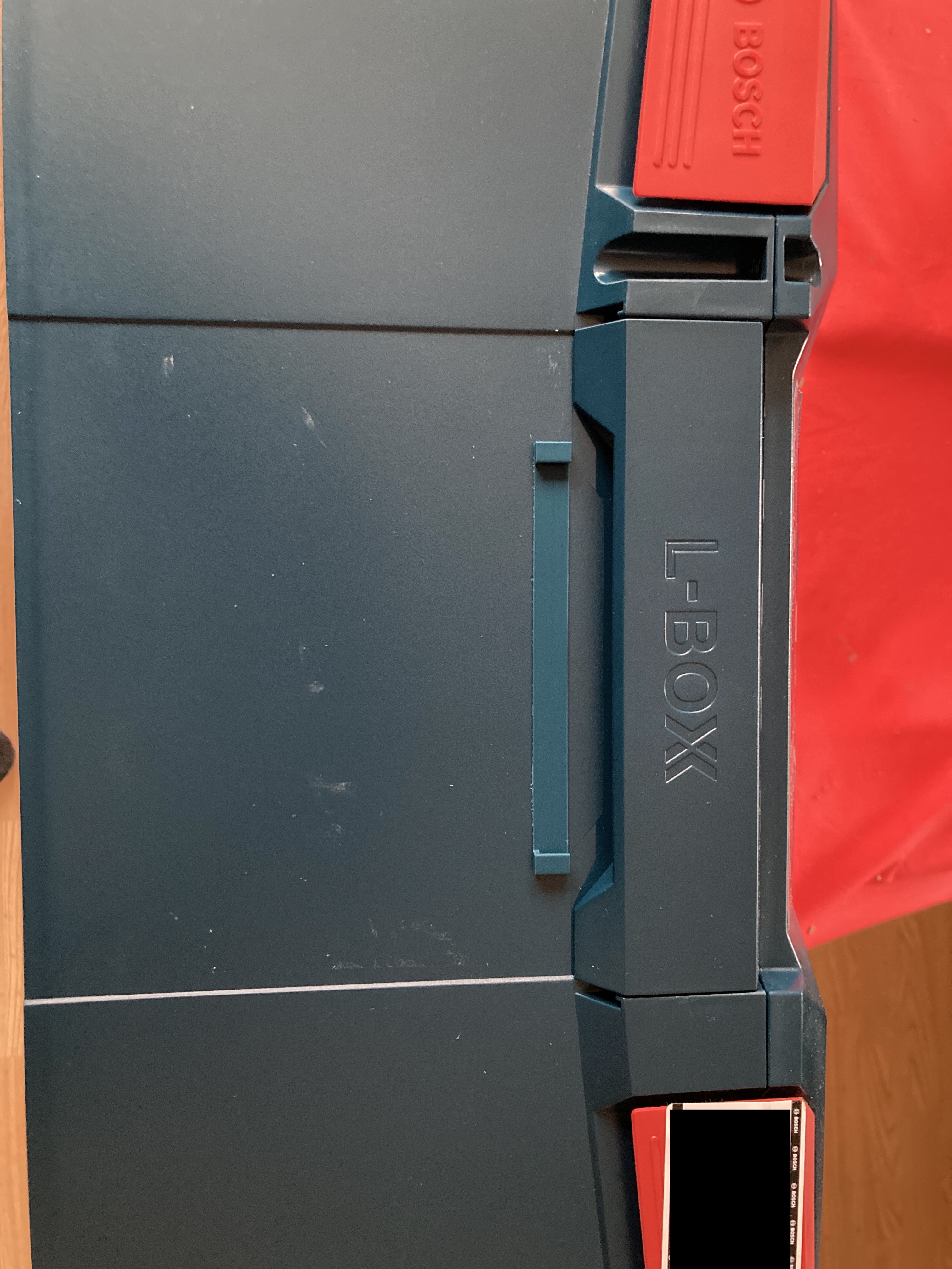 Móc gắn nhãn cho LBoxx