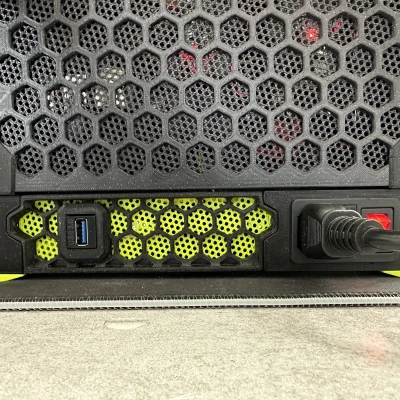 Chân váy Keystone sau Voron V0.2 - Dạng lưới