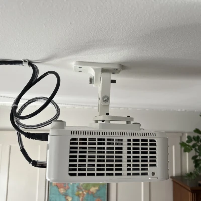 Giá treo máy chiếu/beamer trần (tương thích Viewsonic PX701HD)