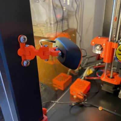 Thêm một giá đỡ Logitech C270 cho vỏ LACK