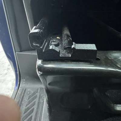 Nắp Che Ray Ghế Ford Transit Custom