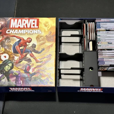 Khay thẻ chia ngăn cho LCGs của Fantasy Flight