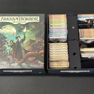 Khay thẻ chia ngăn cho LCGs của Fantasy Flight