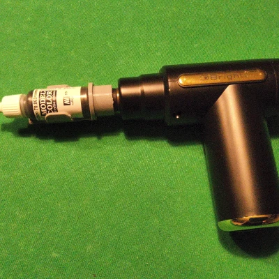 Máy lắc chai Vallejo. Súng massage Bright.