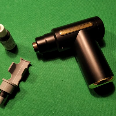 Máy lắc chai Vallejo. Súng massage Bright.