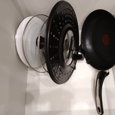 Giá đỡ chảo và vung