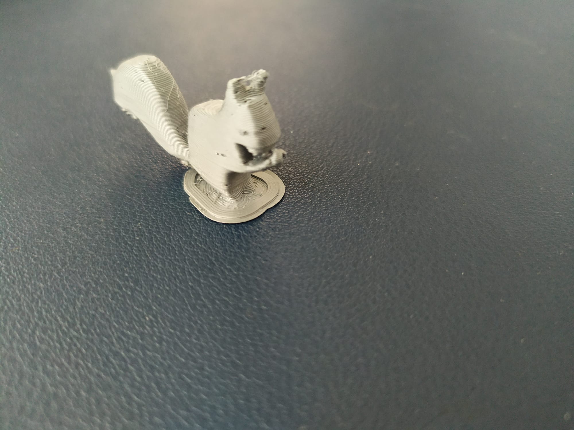 Mô hình Tượng Sóc Cầm Hạt